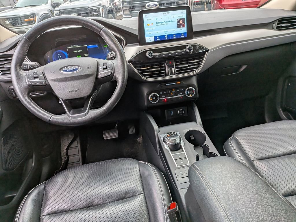 Used 2020 Ford Escape SE Sport image 26