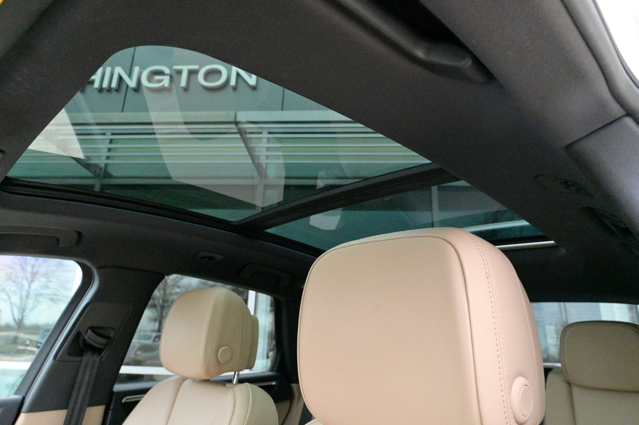 Used 2020 Porsche Macan image 33