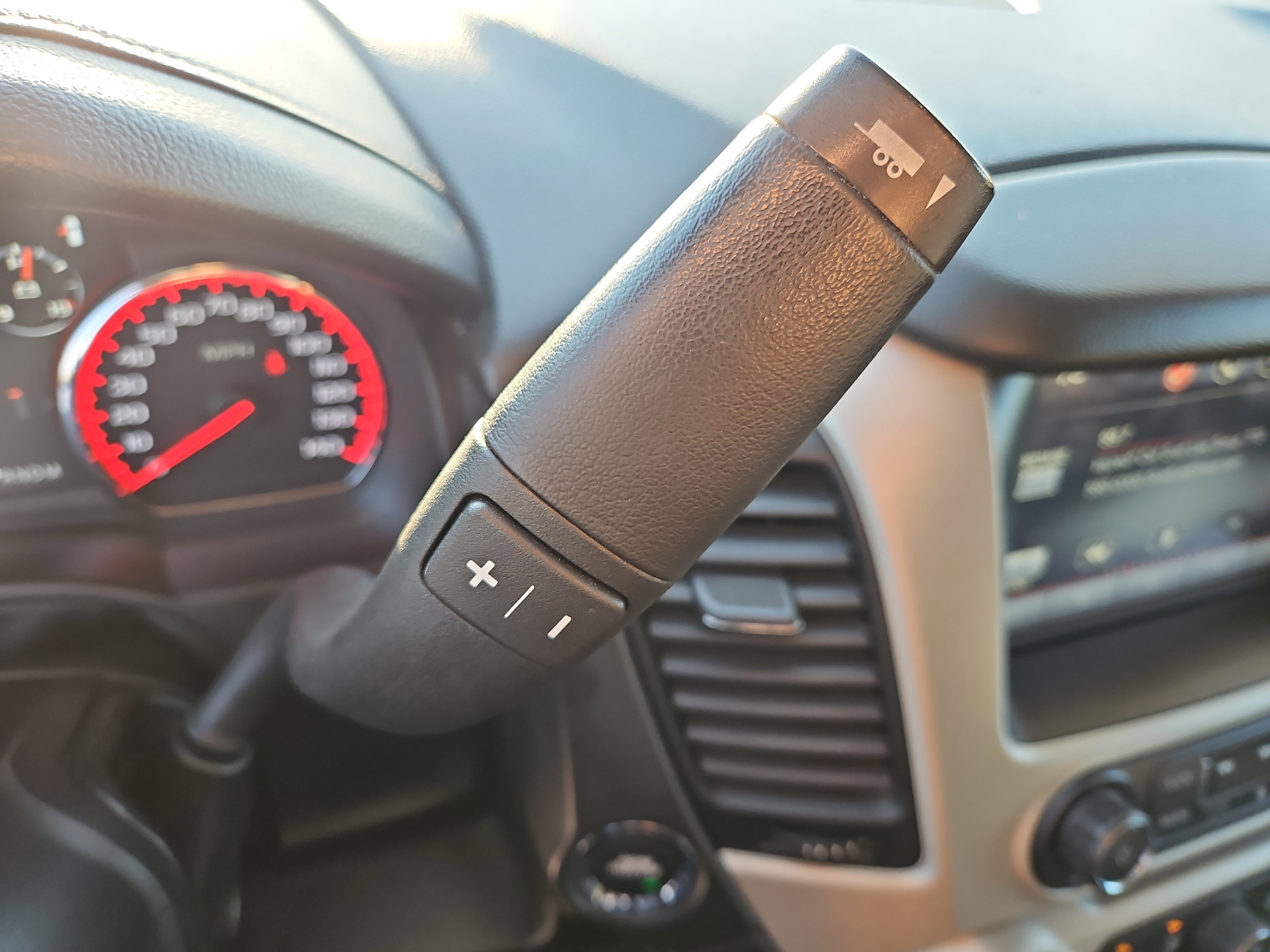 Used 2015 GMC Yukon Denali w/ Premium Package image 21