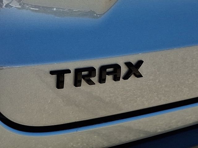 Used 2024 Chevrolet Trax RS FWD image 30