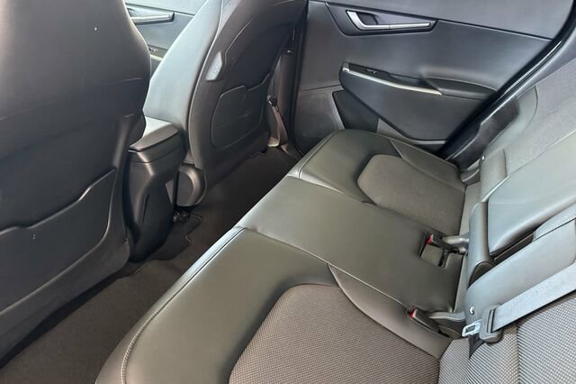 Used 2022 Kia EV6 Light image 9