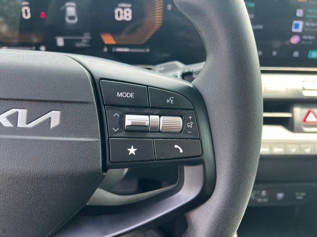 Certified 2025 Kia K4 FWD image 16