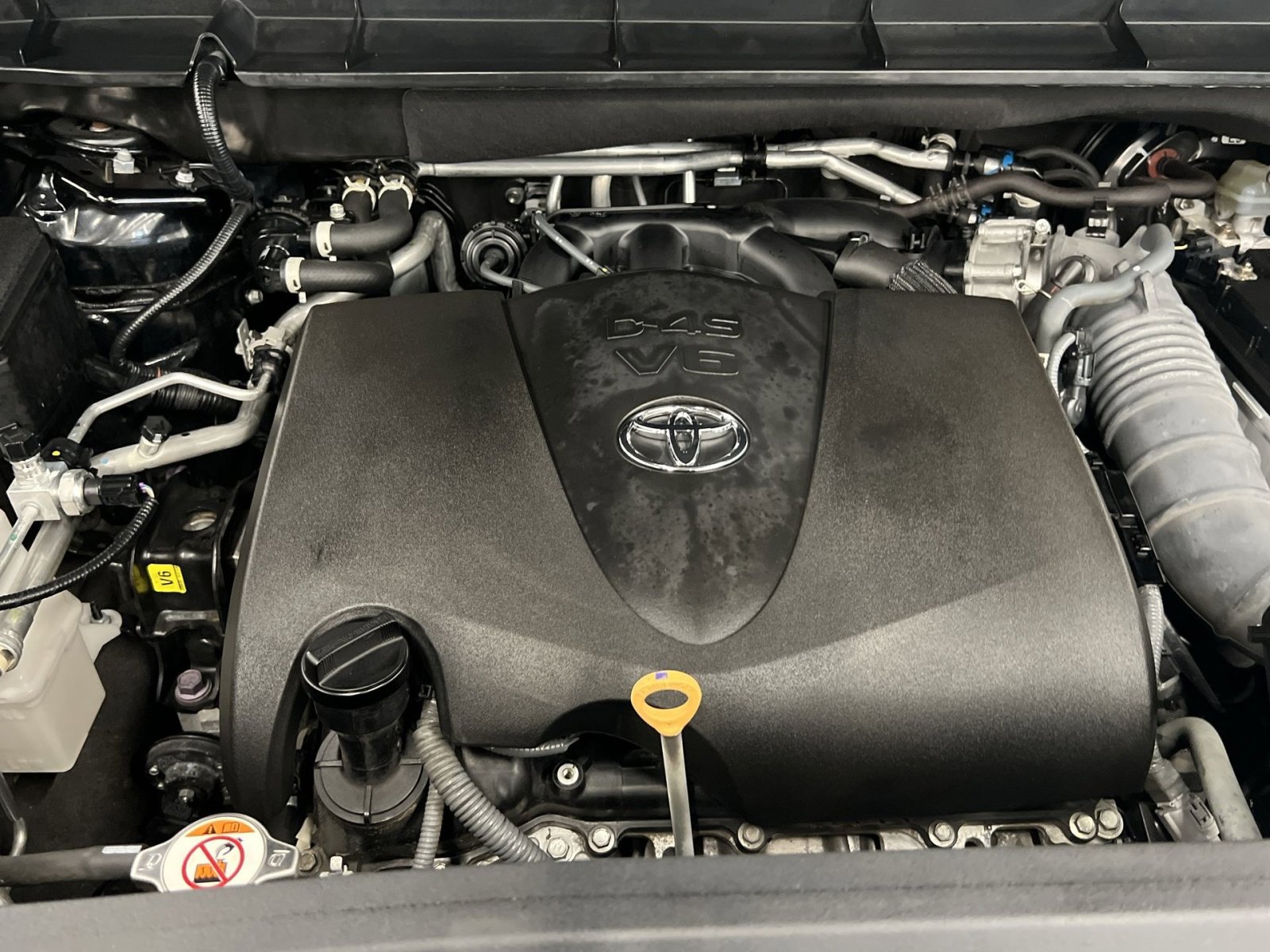 Used 2022 Toyota Highlander XLE image 25