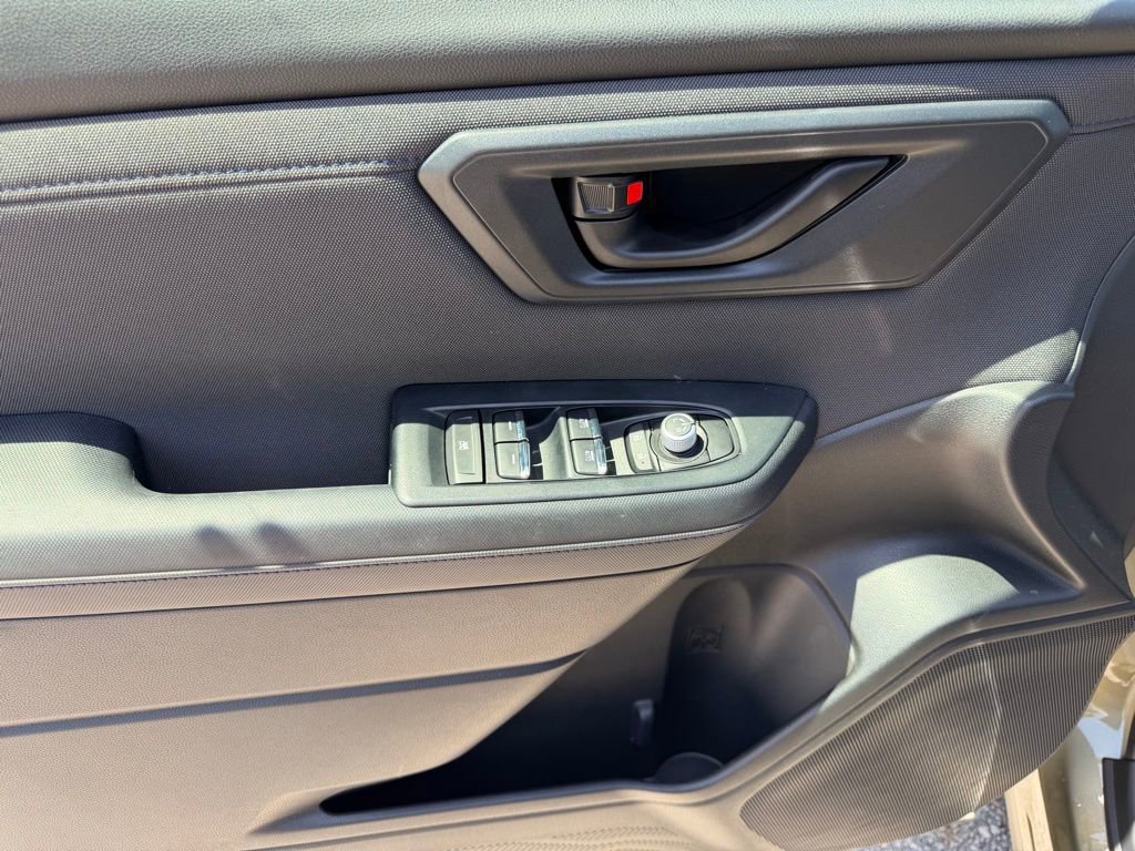 Used 2025 Subaru Forester Premium w/ Protection Package image 24