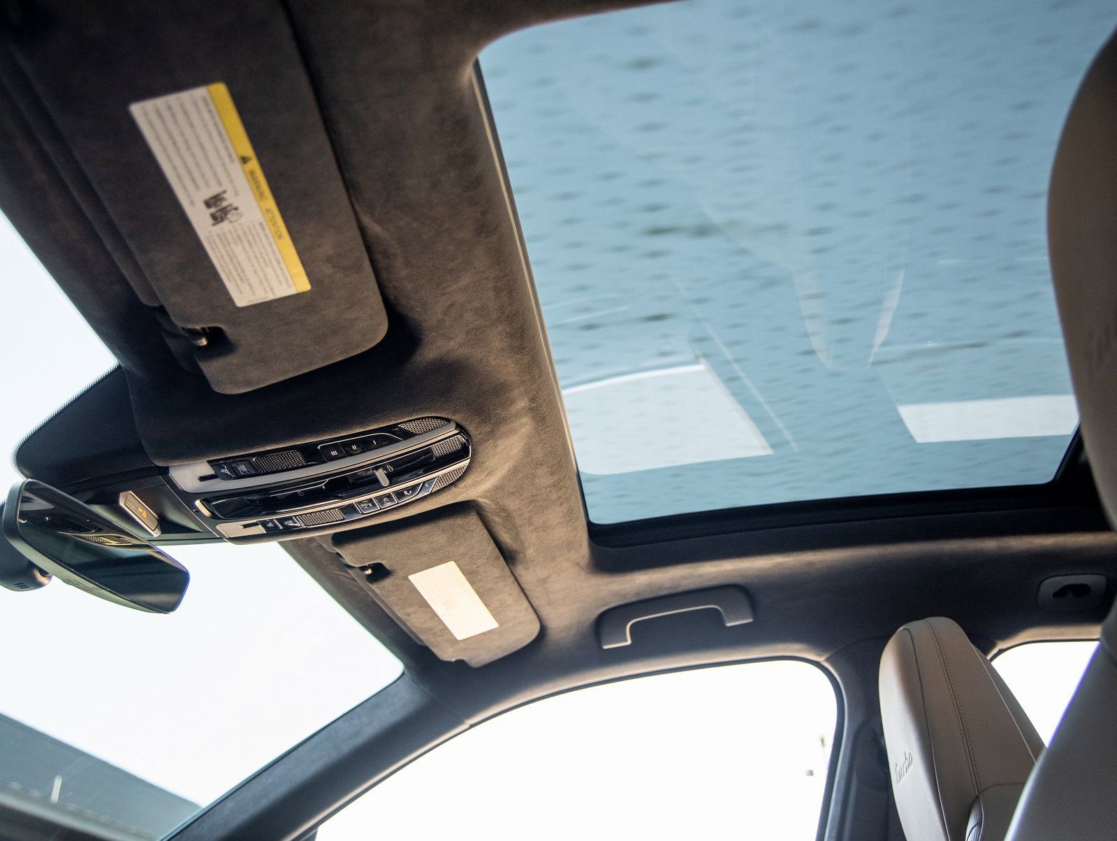 Certified 2023 Porsche Cayenne Turbo image 25