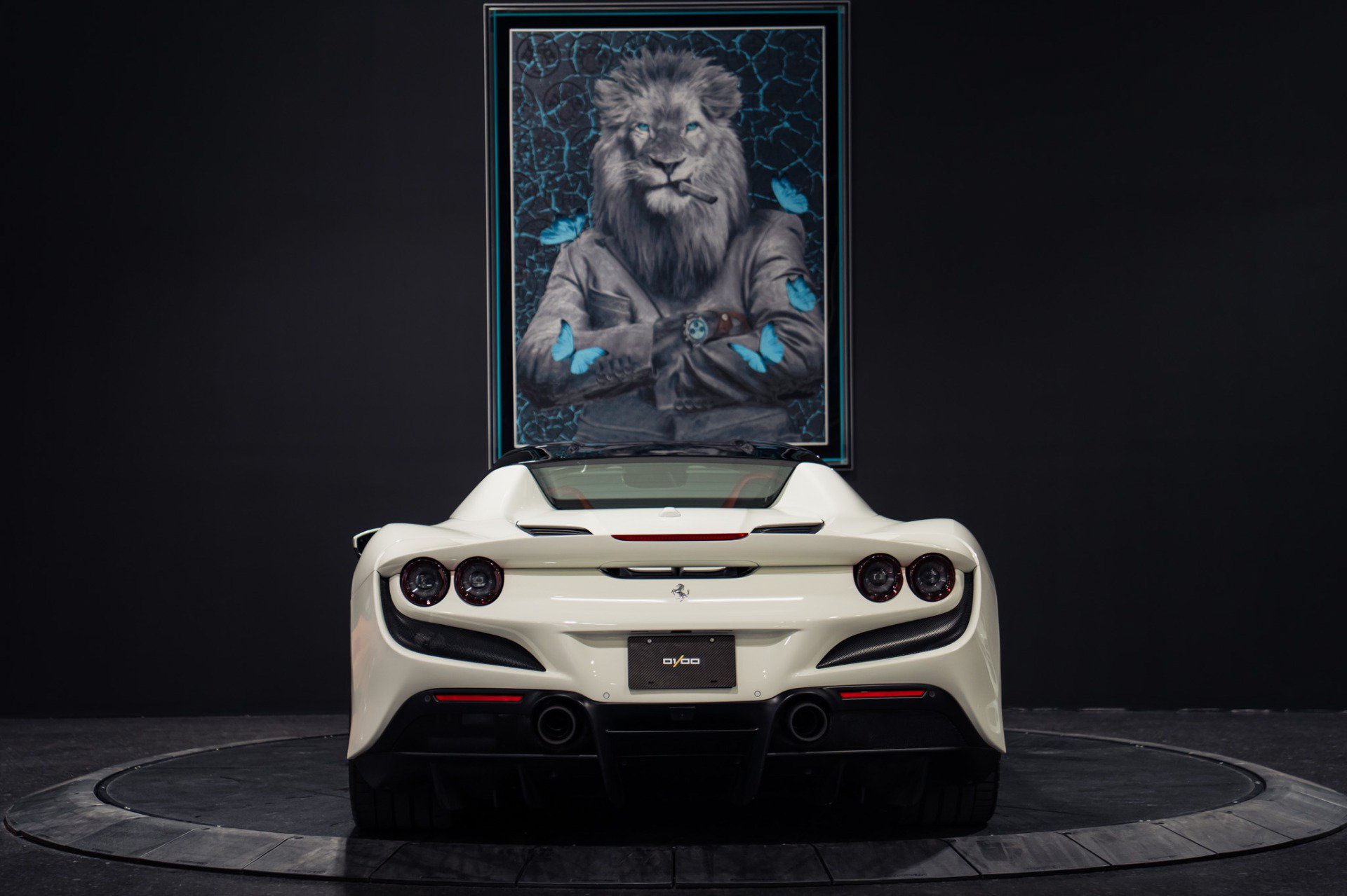 Used 2023 Ferrari F8 Tributo RWD image 49