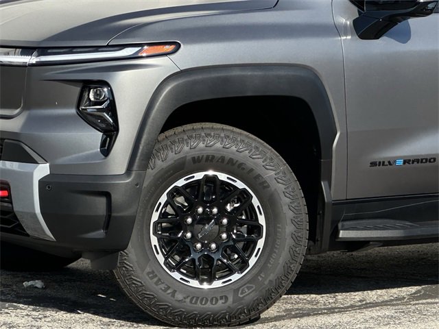 New 2026 Chevrolet Silverado EV Trail Boss w/ Premium Package image 8