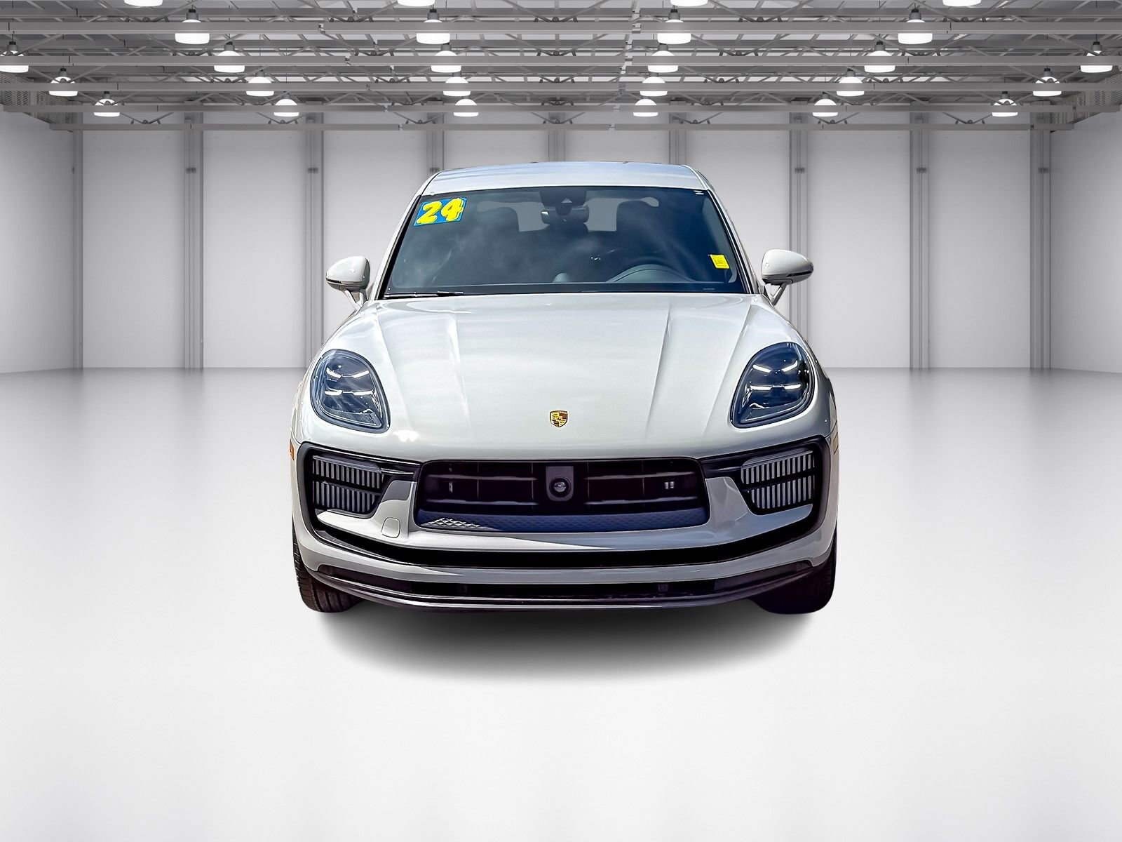 Used 2024 Porsche Macan S image 8