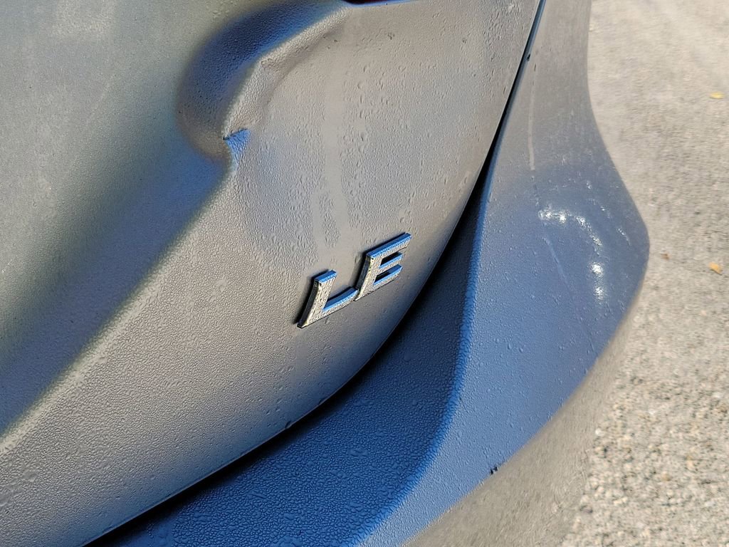 Used 2023 Toyota Camry LE image 11