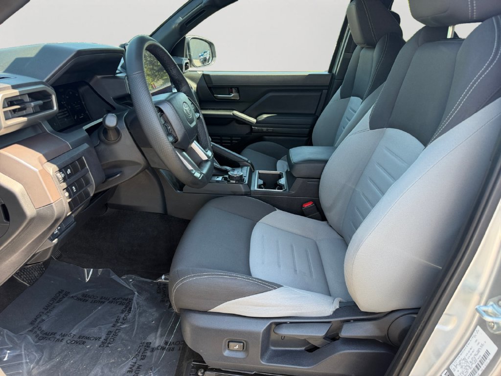 Used 2024 Toyota Tacoma TRD Off-Road AWD/4WD image 16