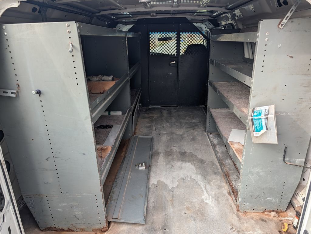 Used 2008 Ford E-150 and Econoline 150 image 12