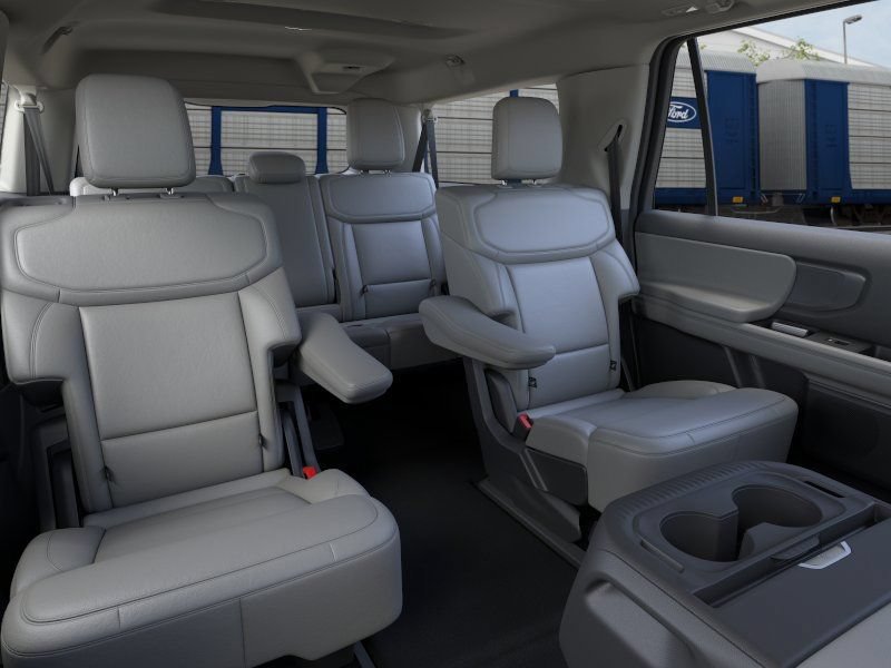 New 2026 Ford Expedition Max Active AWD/4WD image 11