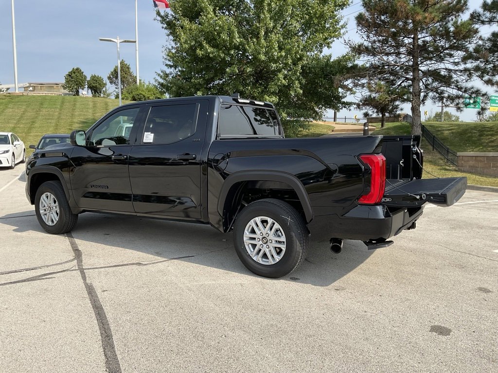 New 2026 Toyota Tundra SR5 image 5