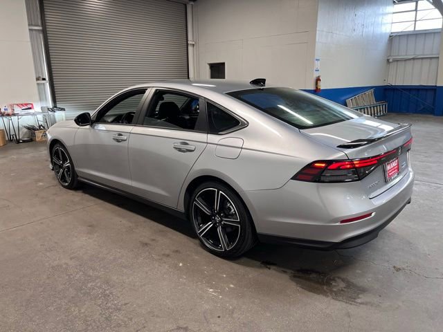 Used 2025 Honda Accord Sport image 5