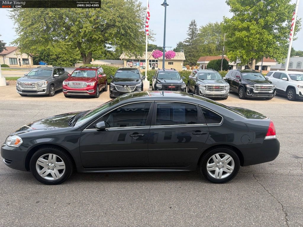 Used 2015 Chevrolet Impala LT w/ LT Sunroof Package FWD image 8
