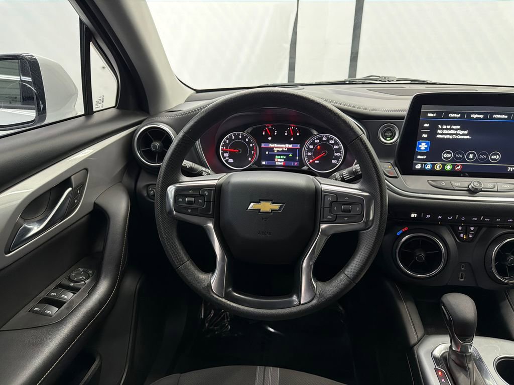 Used 2023 Chevrolet Blazer LT image 22