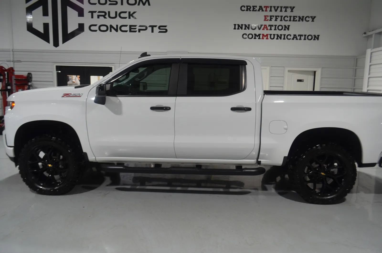 Used 2019 Chevrolet Silverado 1500 RST w/ All-Star Edition image 4