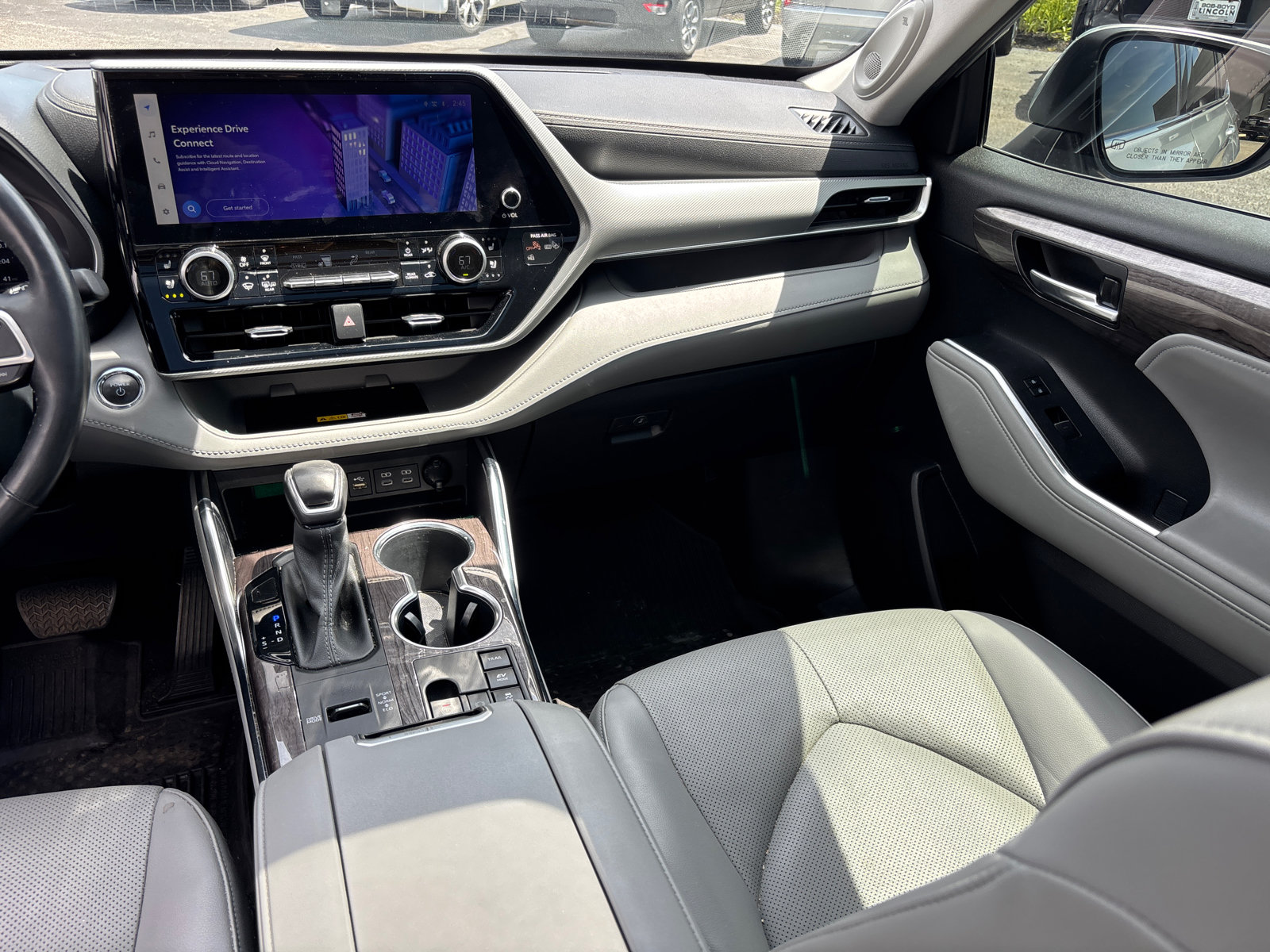 Used 2023 Toyota Highlander Platinum AWD/4WD image 31