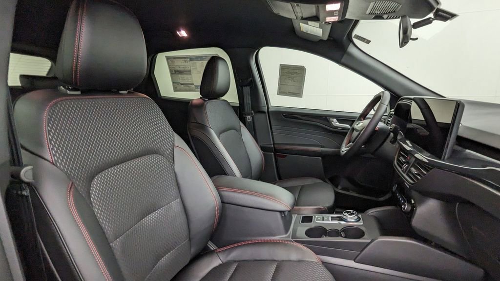 New 2026 Ford Escape ST-Line w/ Tech Pack #1 image 37