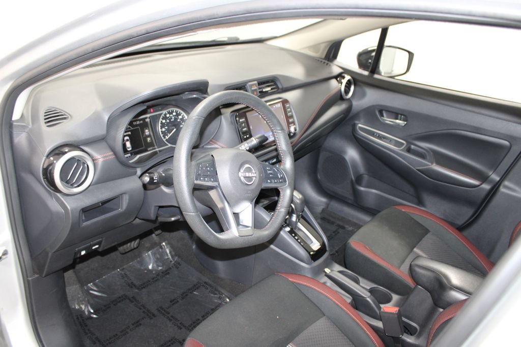 Used 2024 Nissan Versa SR FWD image 21