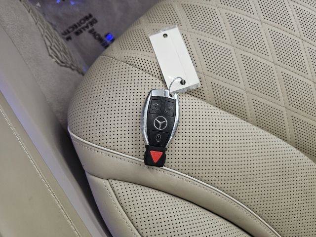 Used 2017 Mercedes-Benz S 550 4MATIC Sedan w/ Premium Package image 21