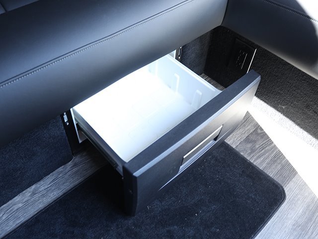 Used 2023 Mercedes-Benz Sprinter 3500 image 38