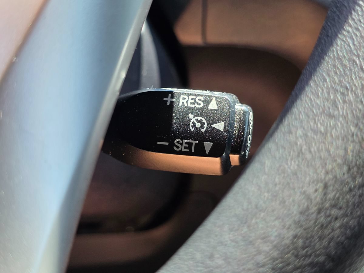 Used 2015 Toyota Prius C Three FWD image 44