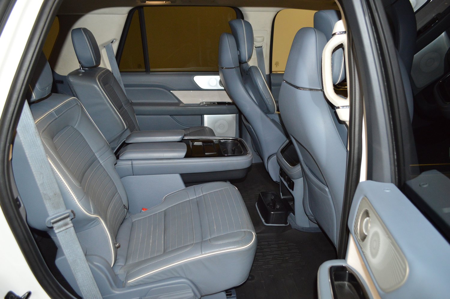 Used 2022 Lincoln Navigator Black Label AWD/4WD image 12
