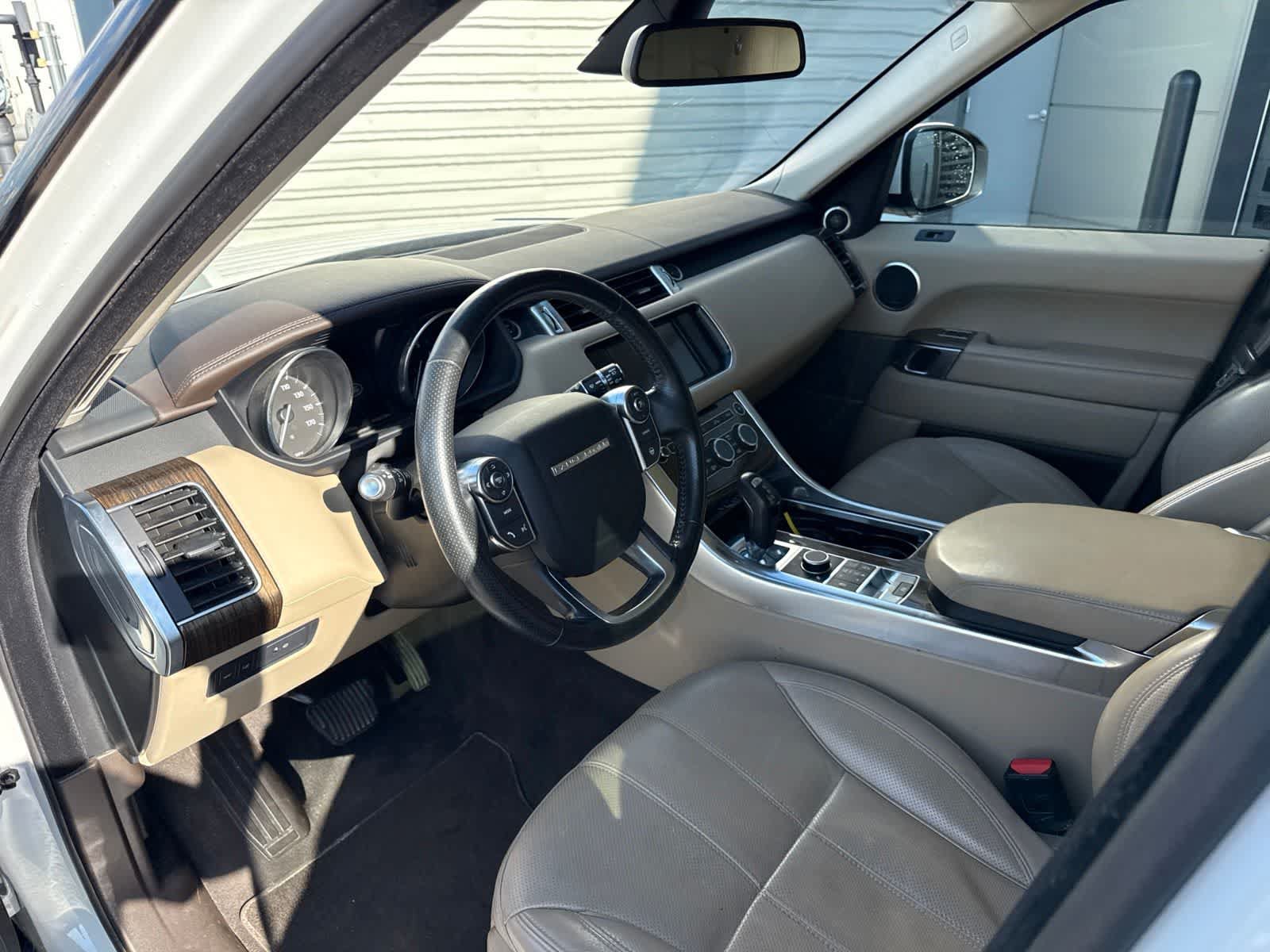 Used 2016 Land Rover Range Rover Sport HSE AWD/4WD image 9