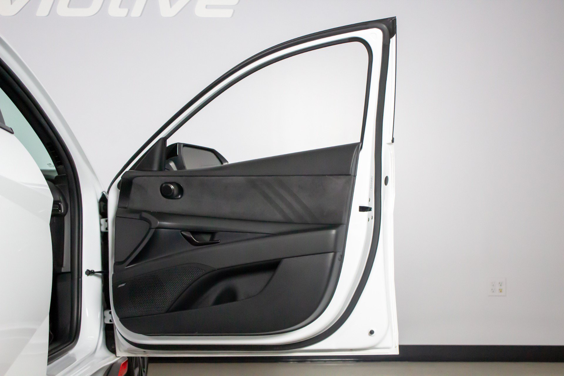 Used 2022 Hyundai Elantra N FWD image 26