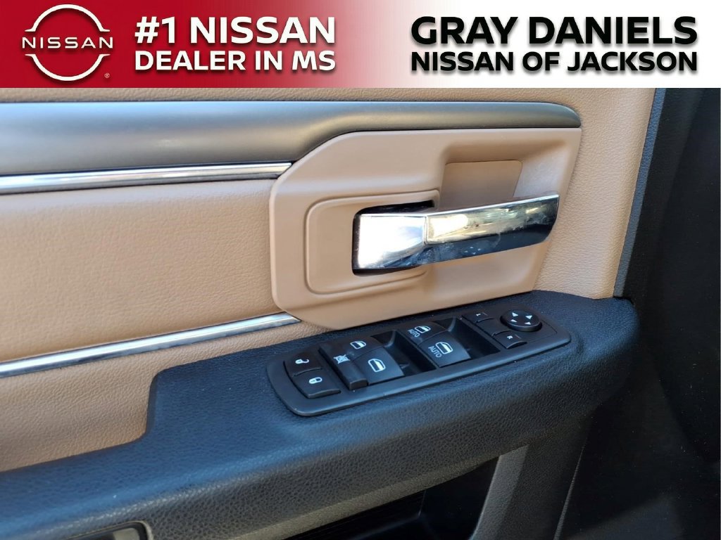 Used 2021 RAM 1500 Classic SLT AWD/4WD image 11