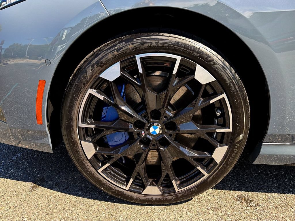 Used 2026 BMW M235i xDrive w/ Premium Package AWD/4WD image 16