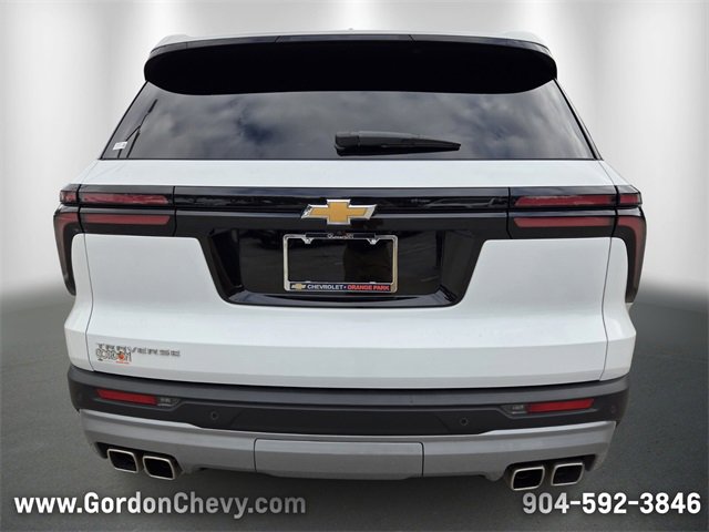 Used 2025 Chevrolet Traverse LT image 4