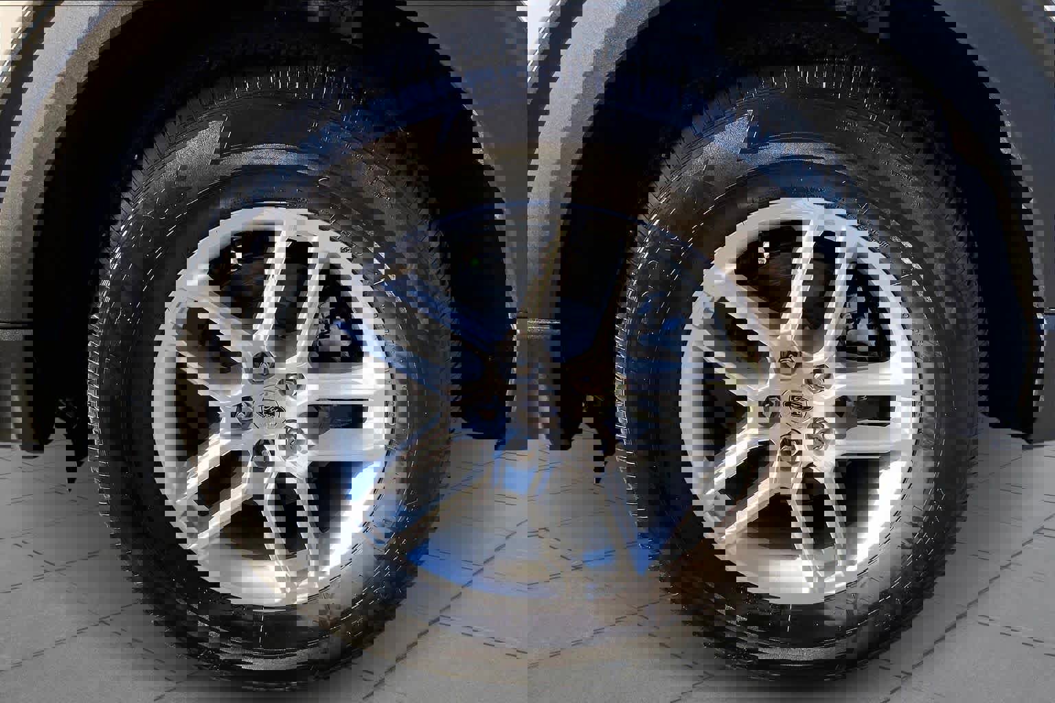 Used 2025 Ford Explorer Active w/ Active Comfort Package image 10