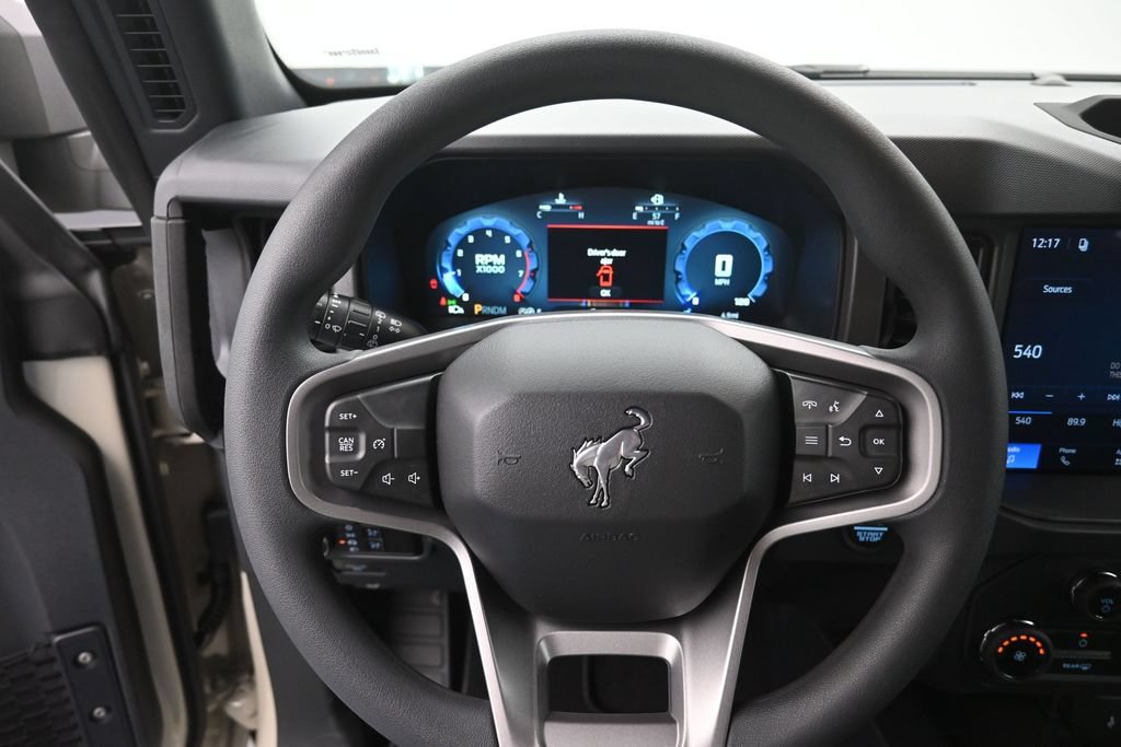 New 2026 Ford Bronco 4-Door AWD/4WD image 7