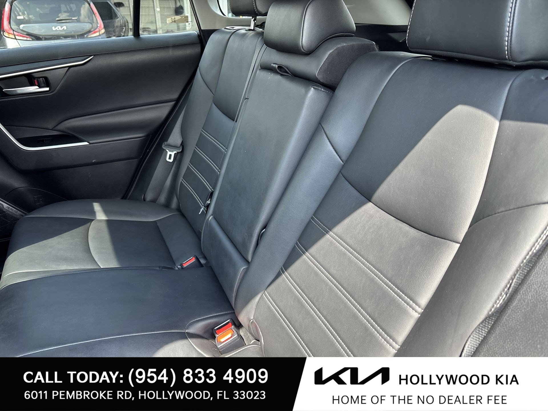Used 2021 Toyota RAV4 XLE Premium FWD image 24