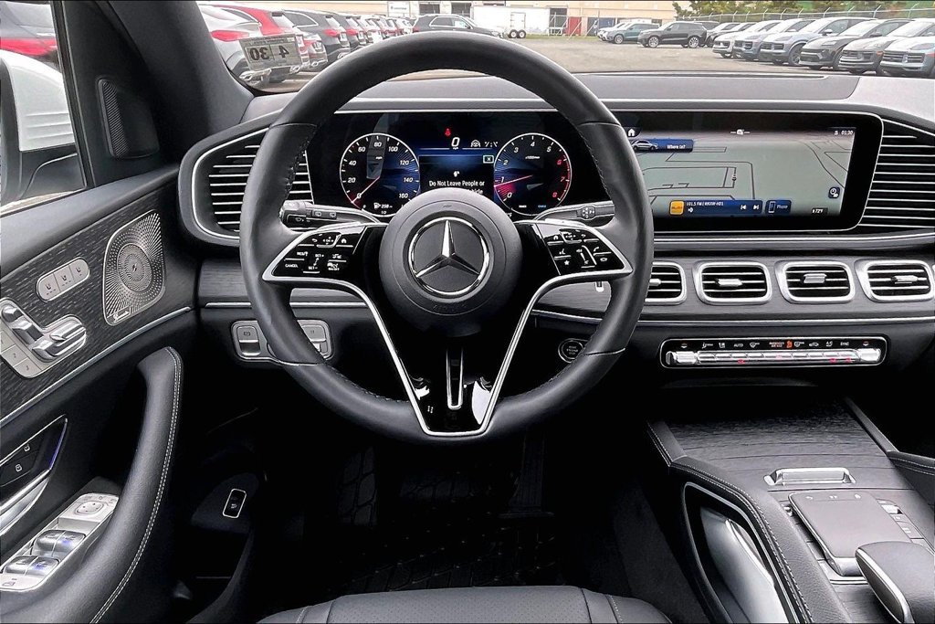 Certified 2025 Mercedes-Benz GLE 450 4MATIC image 5