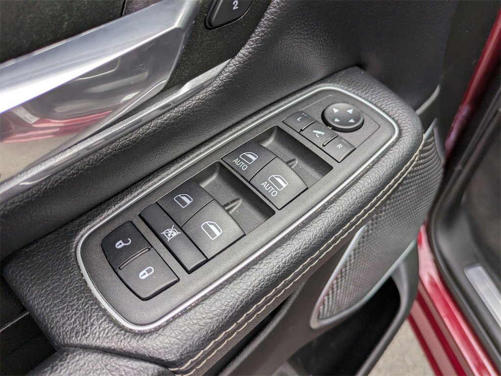 Used 2022 RAM 1500 Laramie image 12