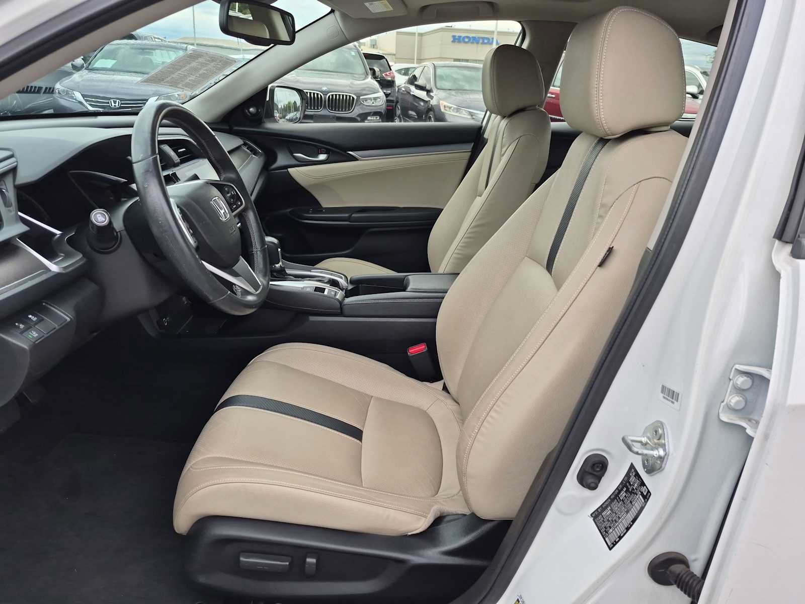 Used 2018 Honda Civic Touring image 16