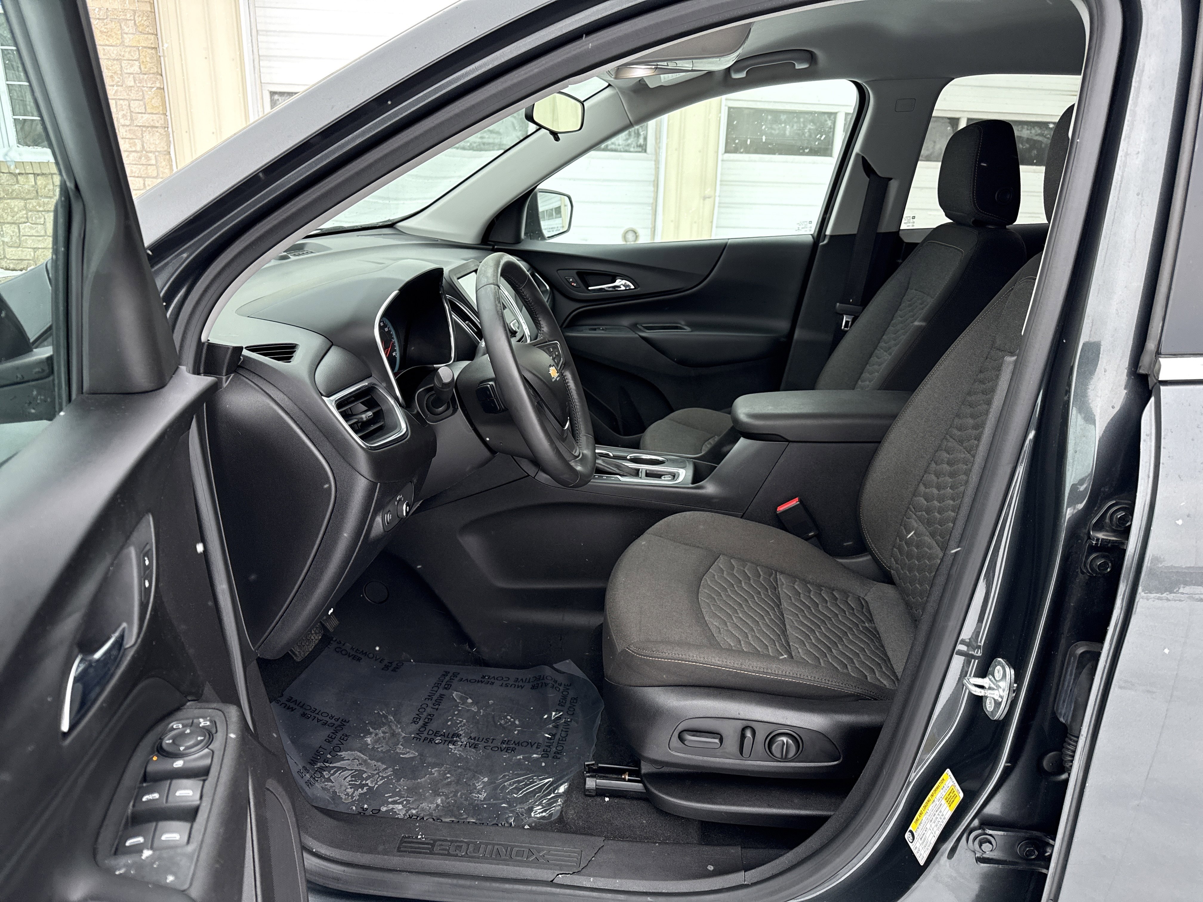 Used 2018 Chevrolet Equinox LT image 14