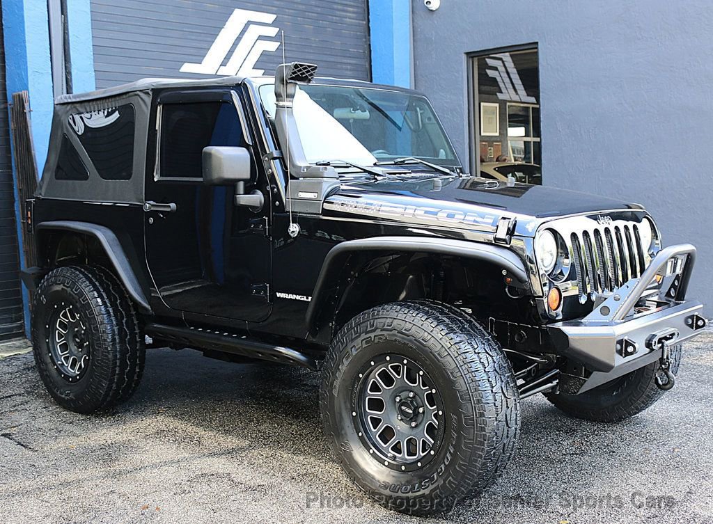Used 2011 Jeep Wrangler Rubicon w/ PWR Convenience Group AWD/4WD image 3