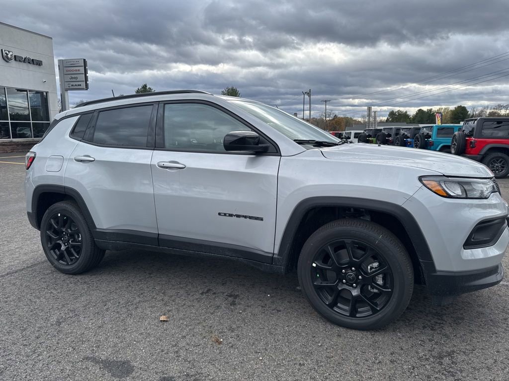 New 2026 Jeep Compass Latitude AWD/4WD image 7