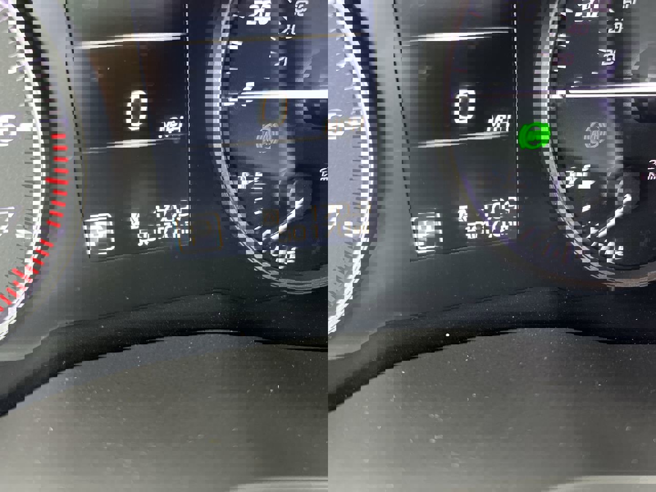 Used 2023 Subaru Ascent Premium w/ Convenience Package image 22