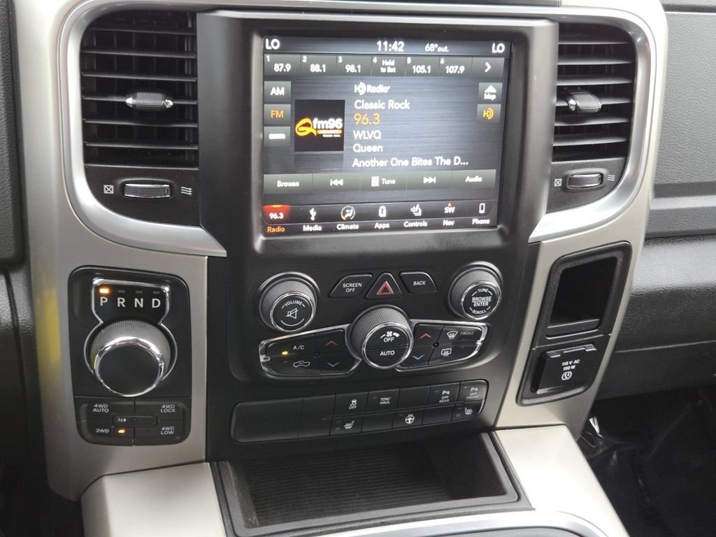 Used 2018 RAM 1500 Big Horn AWD/4WD image 35