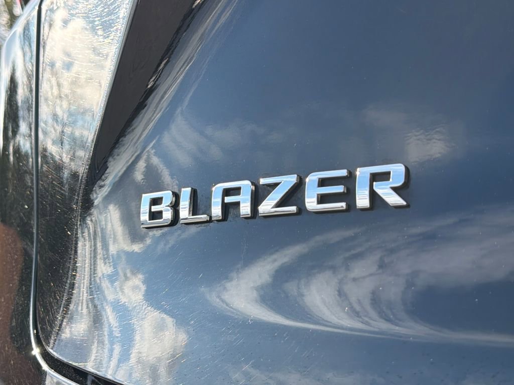 Used 2023 Chevrolet Blazer LT w/ Convenience Package image 16