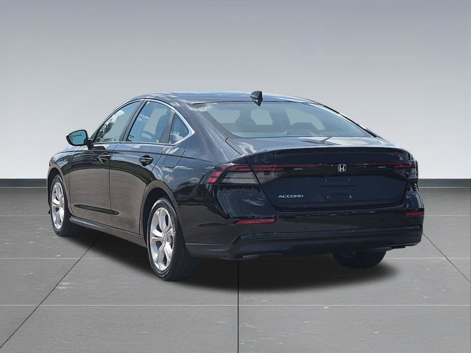 Used 2024 Honda Accord LX image 4