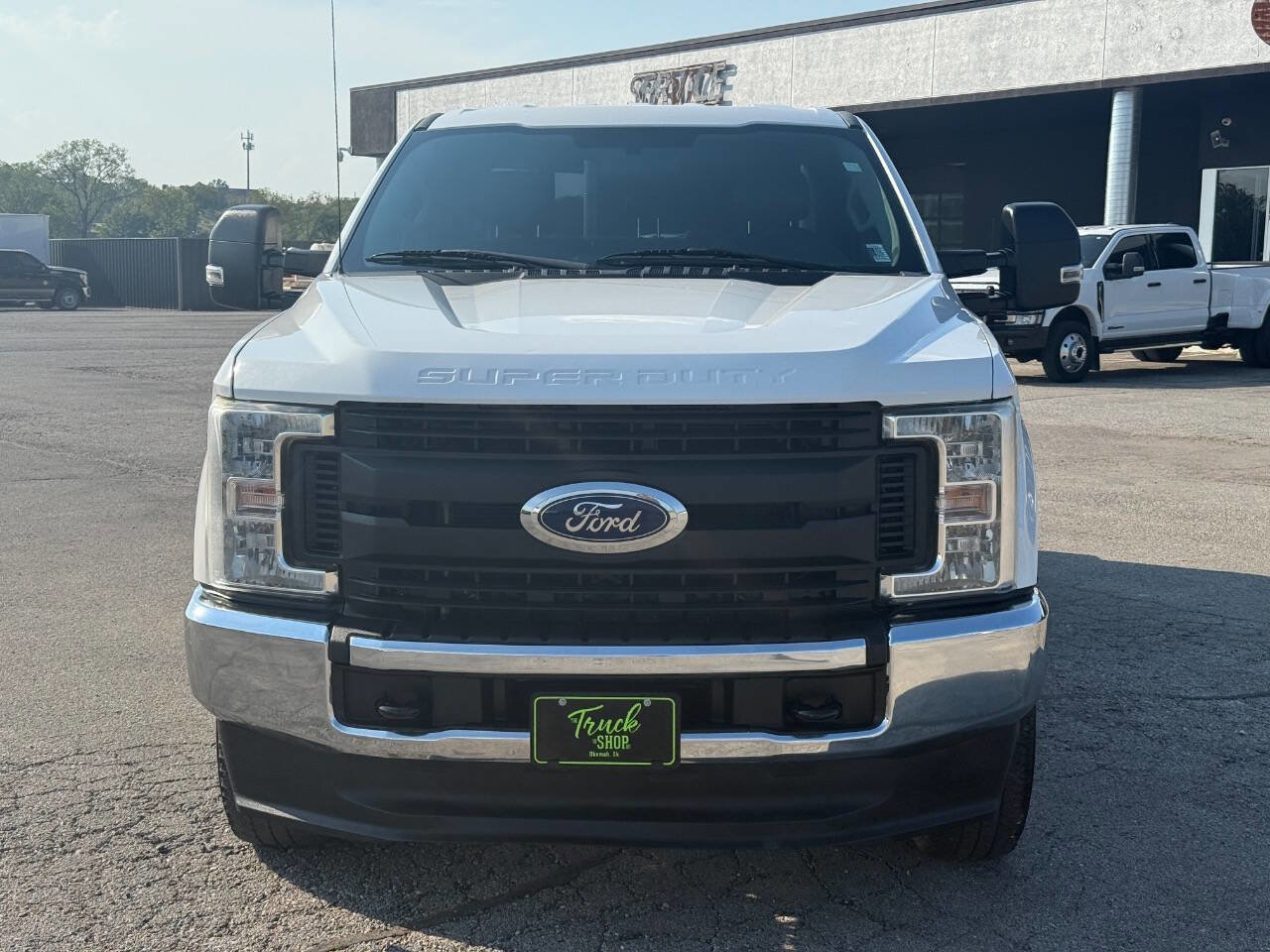 Used 2019 Ford F250 XL w/ XL Value Package image 2