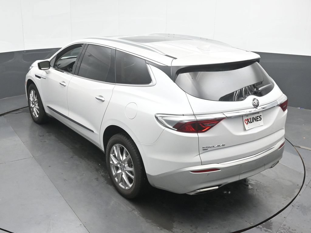Used 2023 Buick Enclave Premium w/ Experience Buick Package AWD/4WD image 41