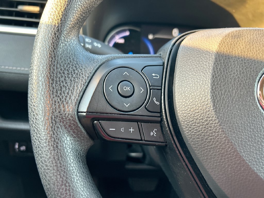Certified 2025 Toyota RAV4 LE AWD/4WD image 15