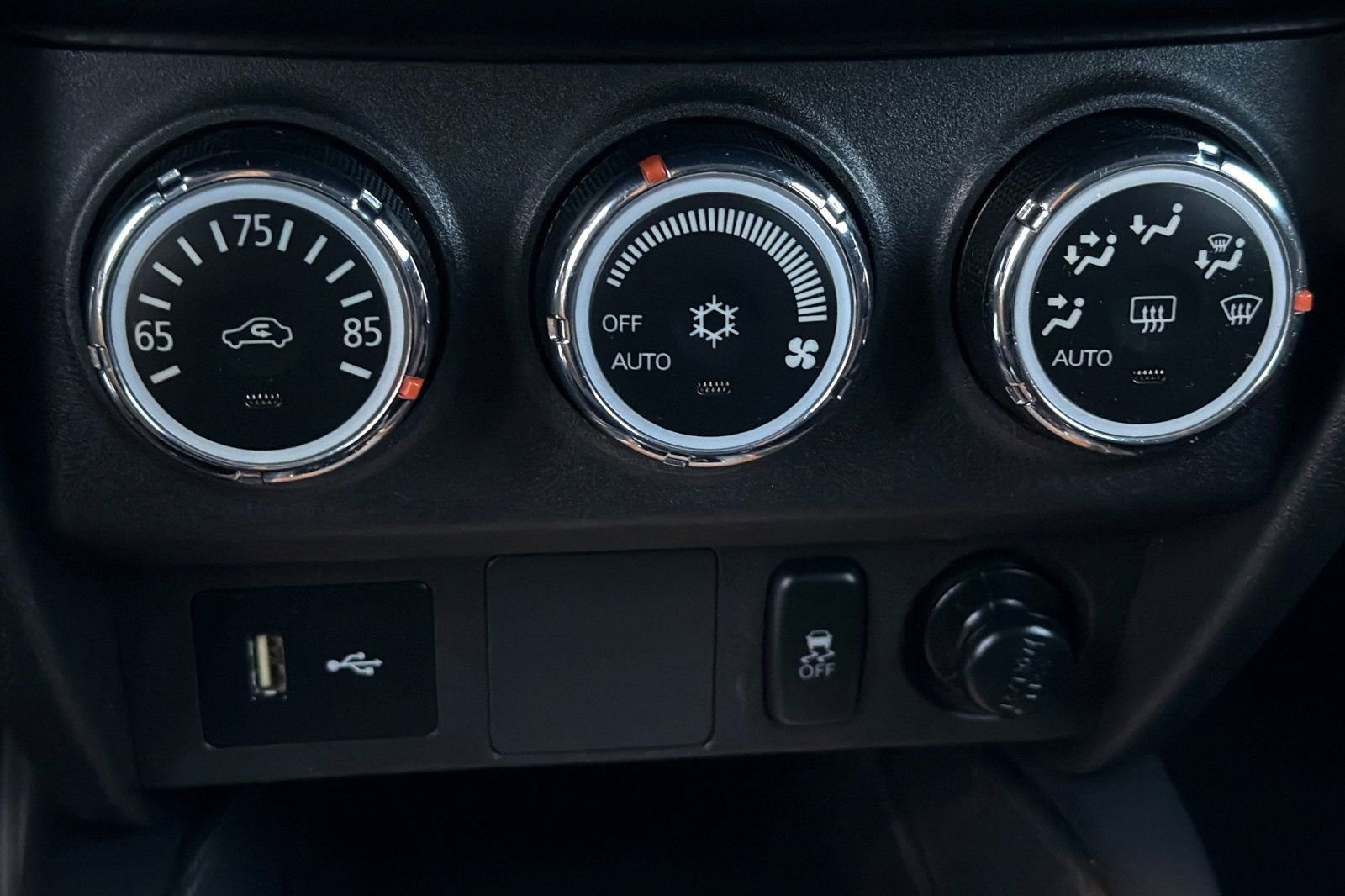 Used 2019 Mitsubishi Outlander Sport ES FWD image 28